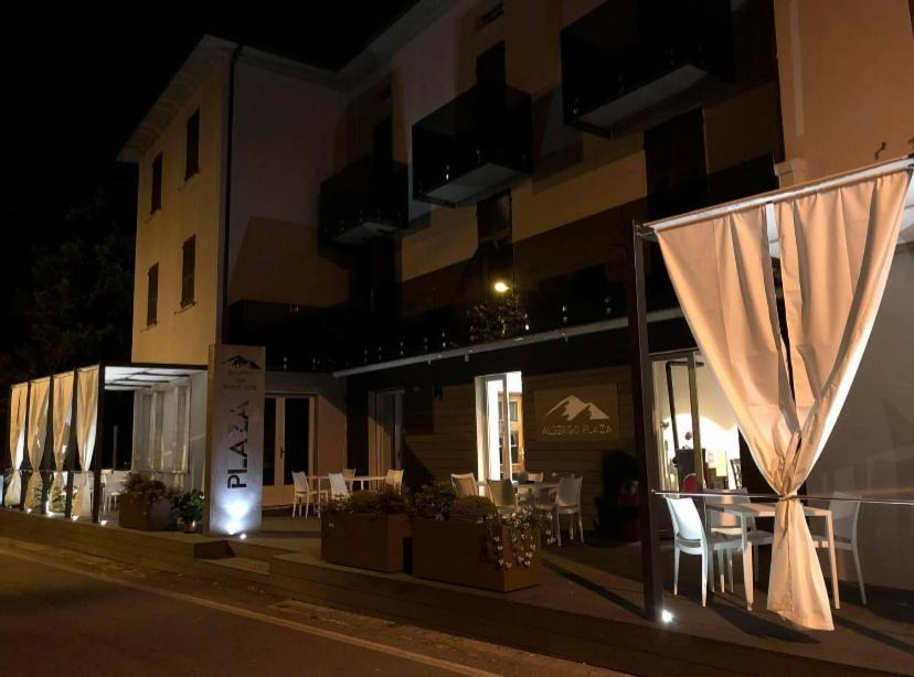 Albergo Ristorante Plaza Tornolo Εξωτερικό φωτογραφία